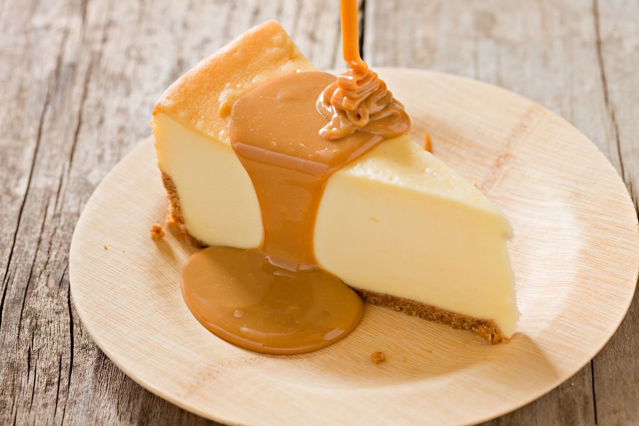 Cheesecake With Caramel Pour
