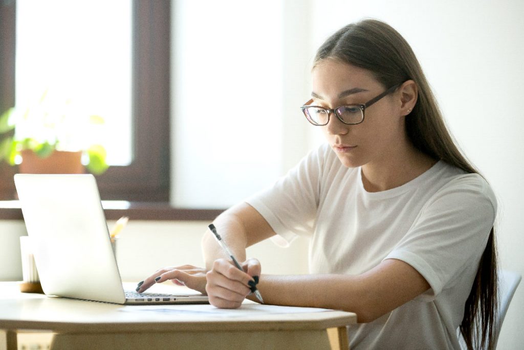 Como hacer un buen examen academia goma 1024x683